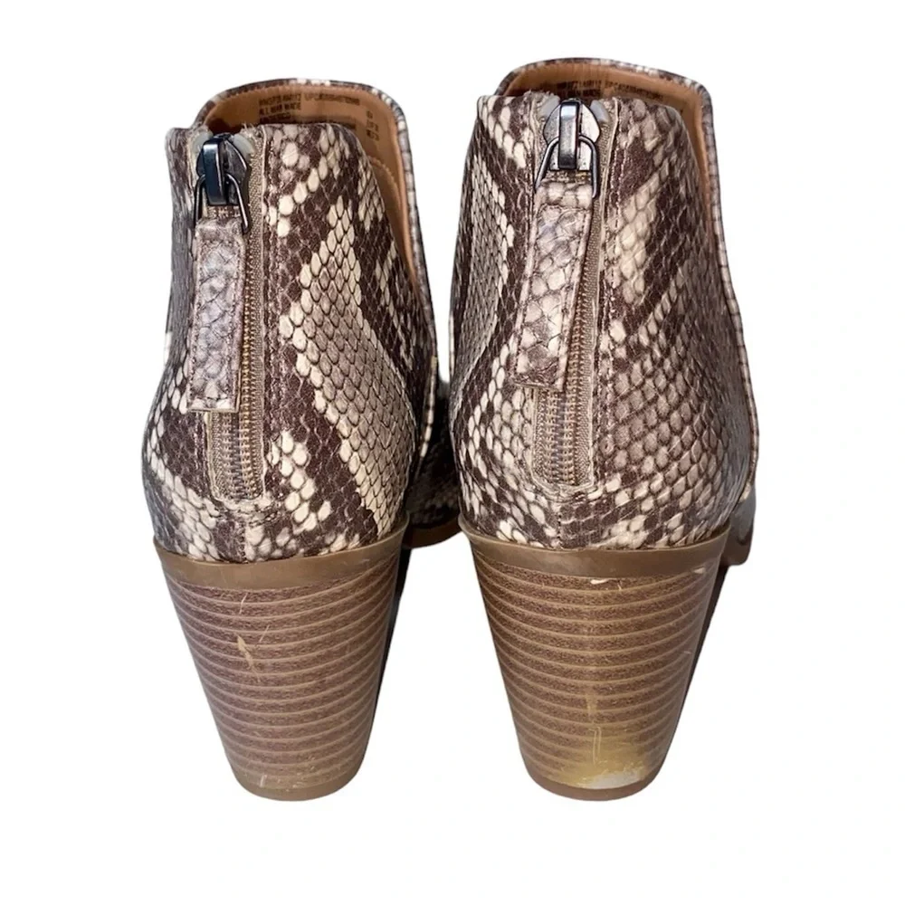 SCOOP Cut Out Booties Pointed Toe Block Heel Snakeskin Print Brown/Beige Women 7
